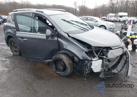 2018 Toyota Rav4 Le z USA, uszkodzony, nr VIN 2T3BFREV3JW745726